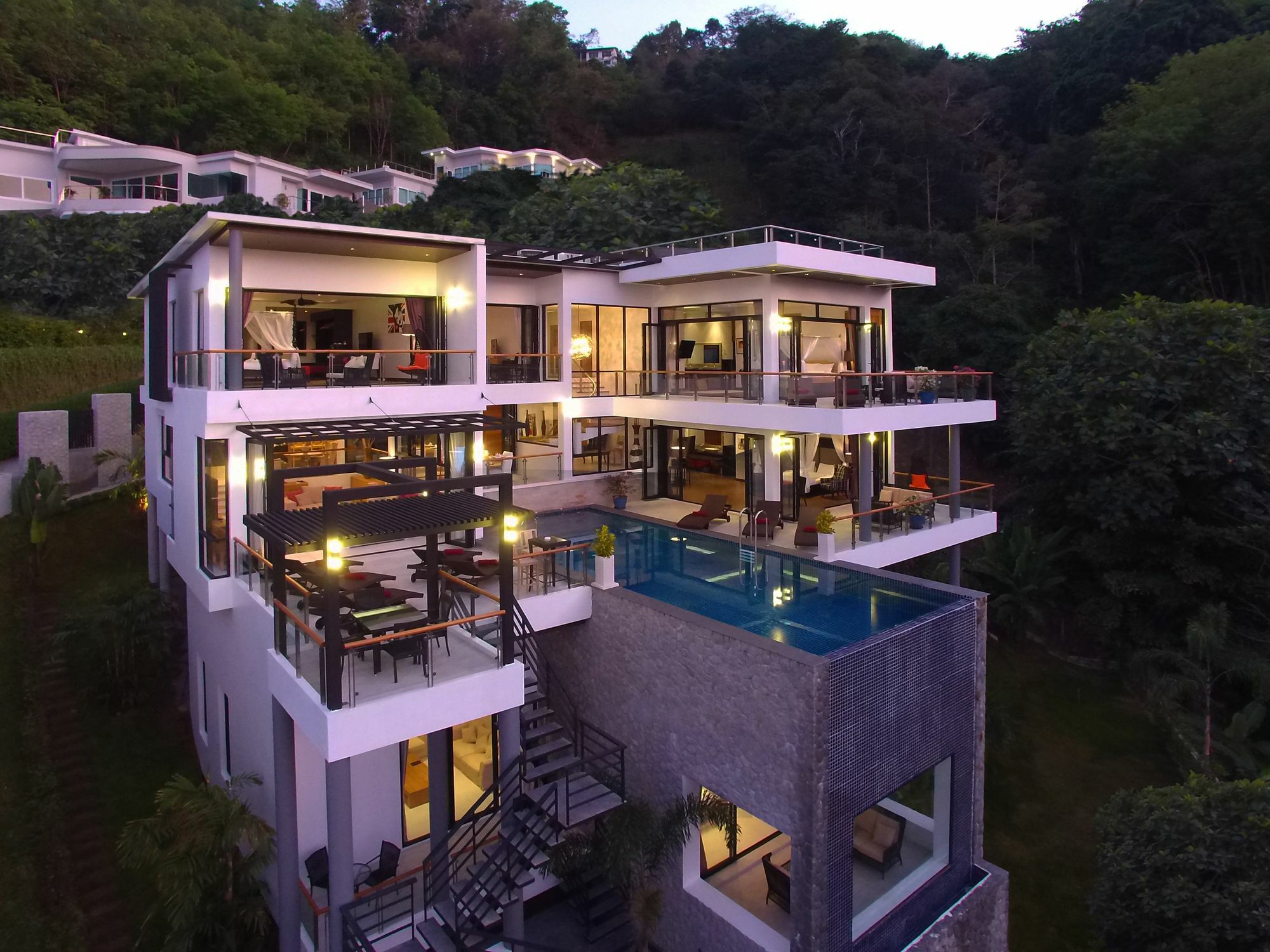 Fully Serviced Grand Villa Luxury Time Phuket 방타오 비치 외부 사진